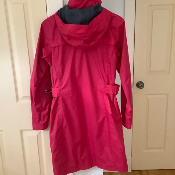 Womens Columbia Rain Coat - Picture 2 of 3